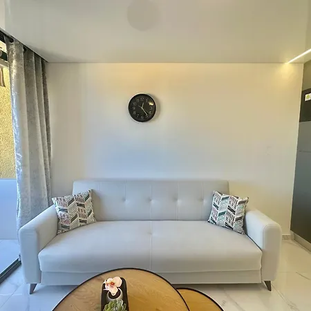 Апартаменты Playa De La Arena Beach Apartment - 2 Min To Beach *